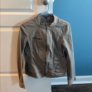 Light hunter green jacket